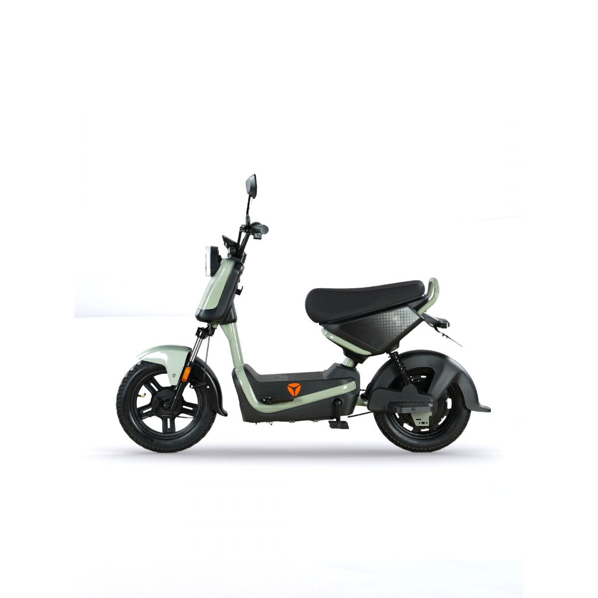 scuter-electric-yadea-xsky-gray_-3-1200x1200